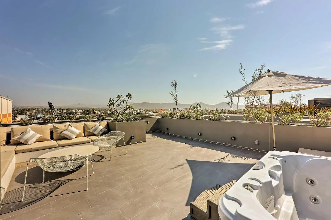 Upscale Cabo Home With Jacuzzi, Above Puerto Paraiso Cabo San Lucas México